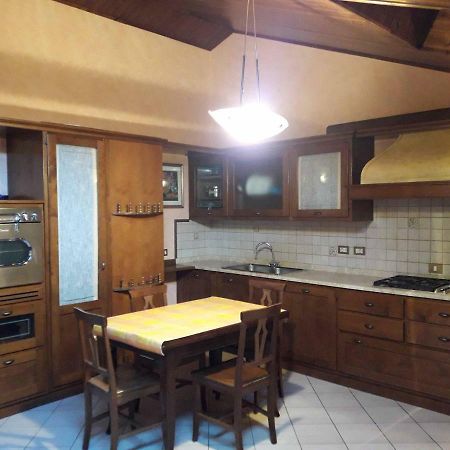 Appartamento In Piazza Umberto I A Poviglio Poviglio  Екстериор снимка